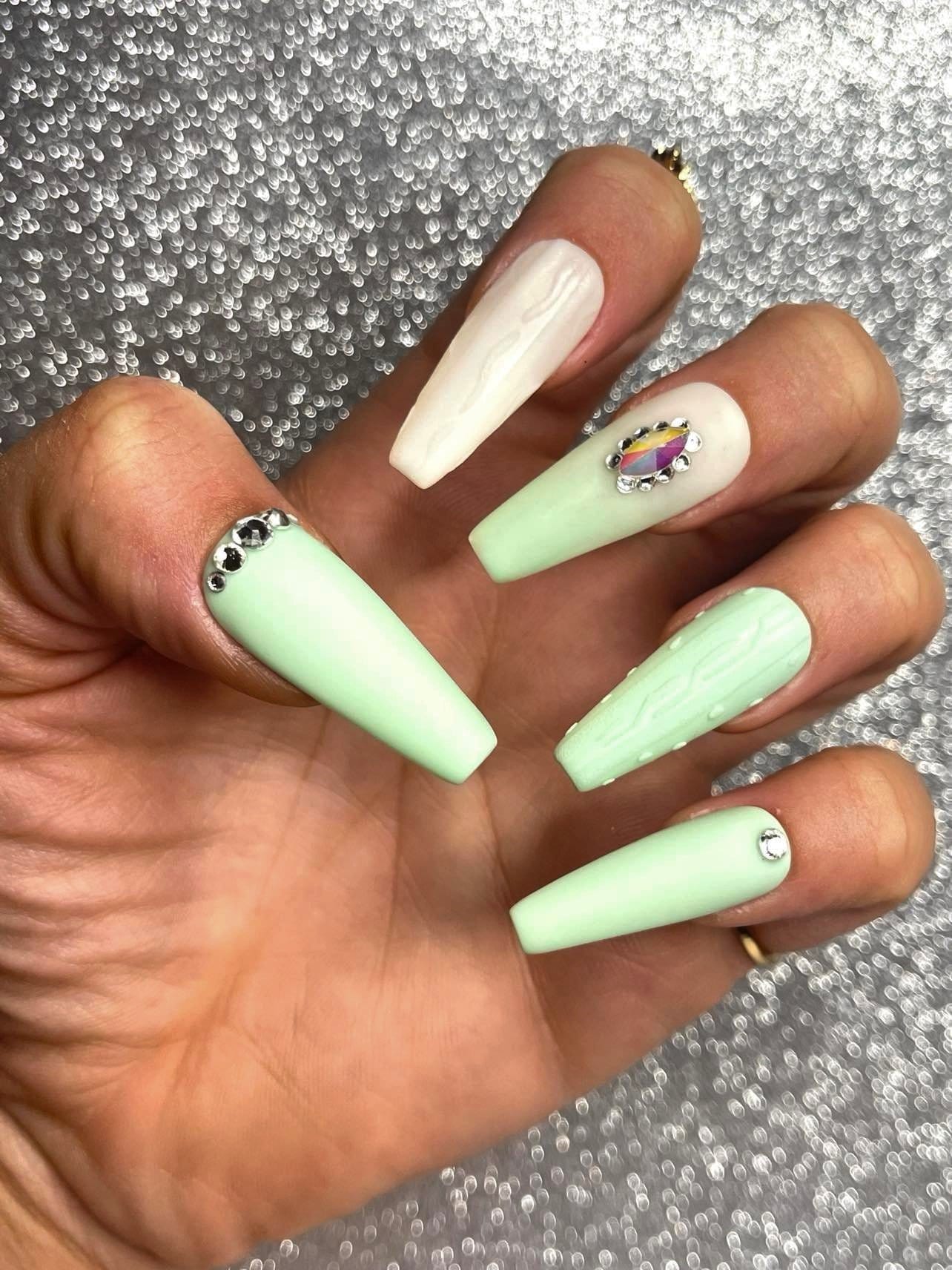 Matte & Minty